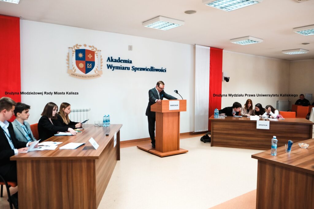 Sukces studentów Wydziału Prawa UK w debacie oksfordzkiej i udział w Sympozjum Praw Człowieka