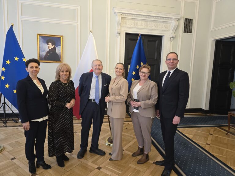 Naukowcy Uniwersytetu Kaliskiego doradzają ministerstwu zdrowia